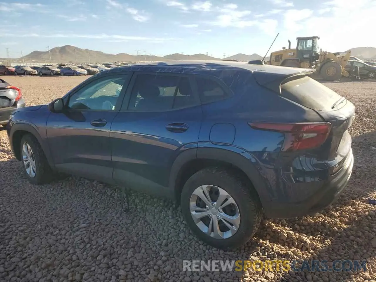2 Фотография поврежденного автомобиля KL77LFE23RC000618 CHEVROLET TRAX 2024