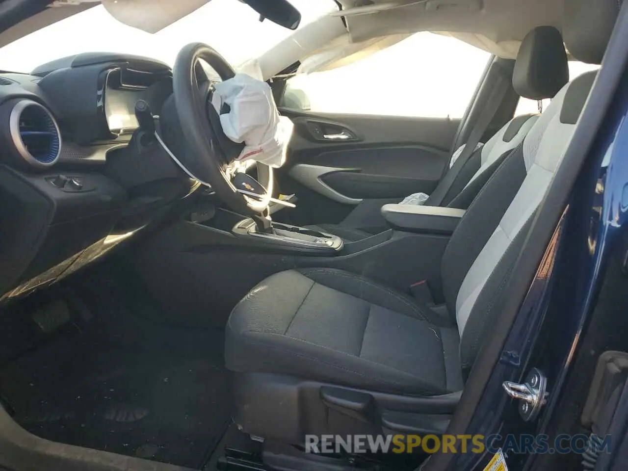 7 Фотография поврежденного автомобиля KL77LFE23RC000618 CHEVROLET TRAX 2024