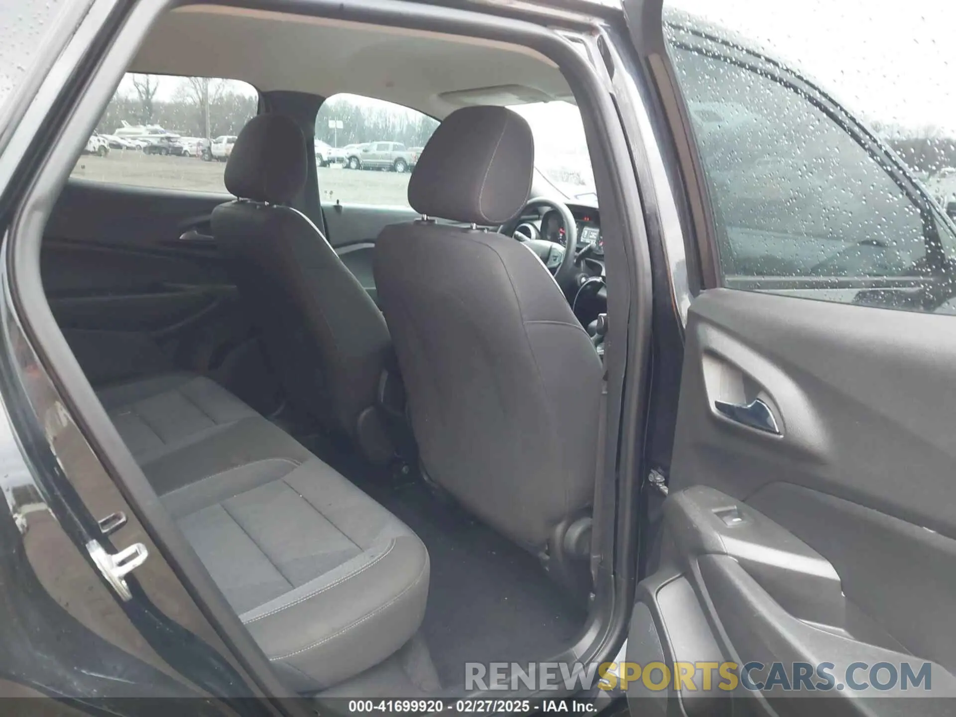 8 Фотография поврежденного автомобиля KL77LFE23RC003311 CHEVROLET TRAX 2024