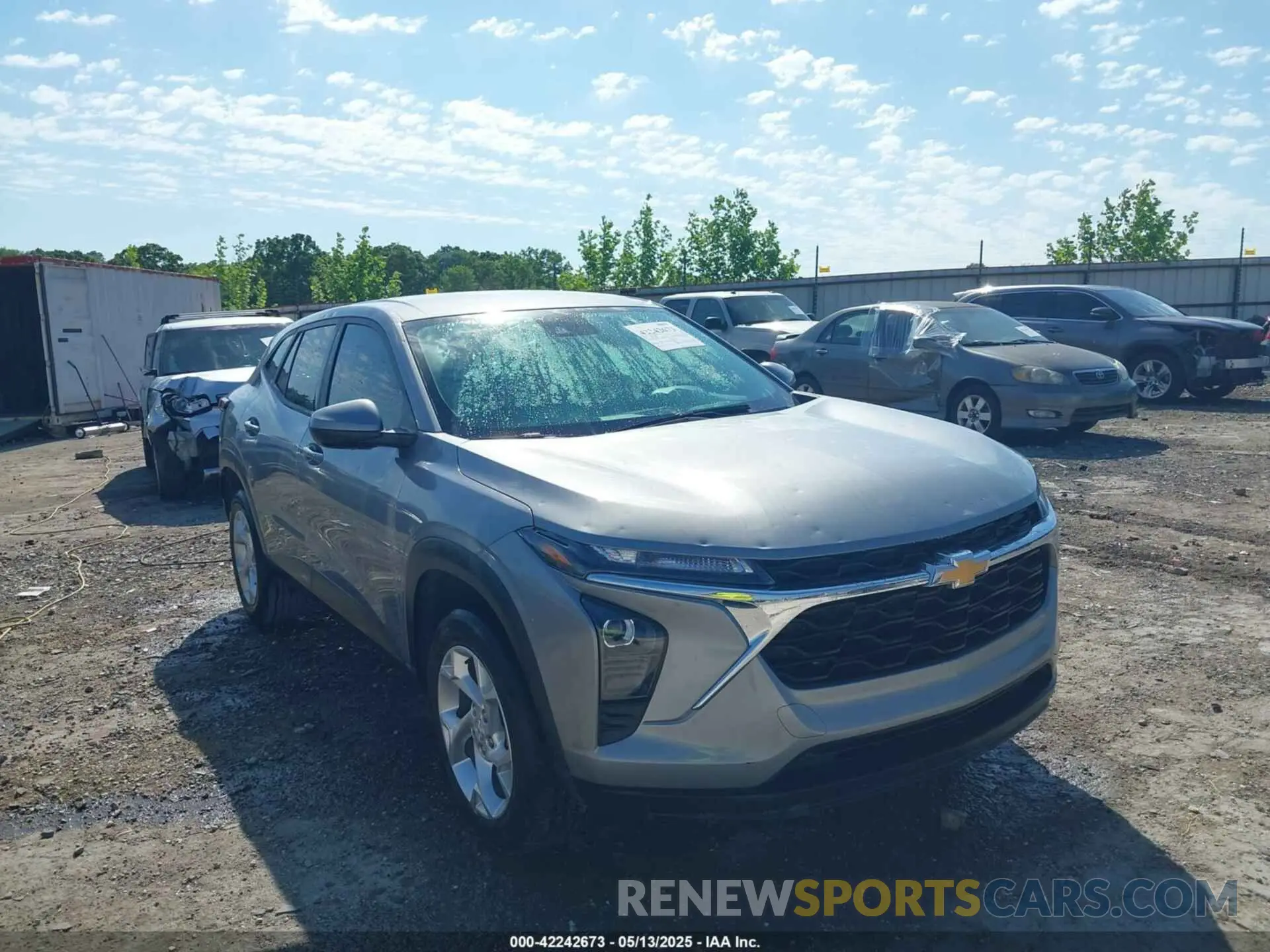 1 Photograph of a damaged car KL77LFE23RC112402 CHEVROLET TRAX 2024