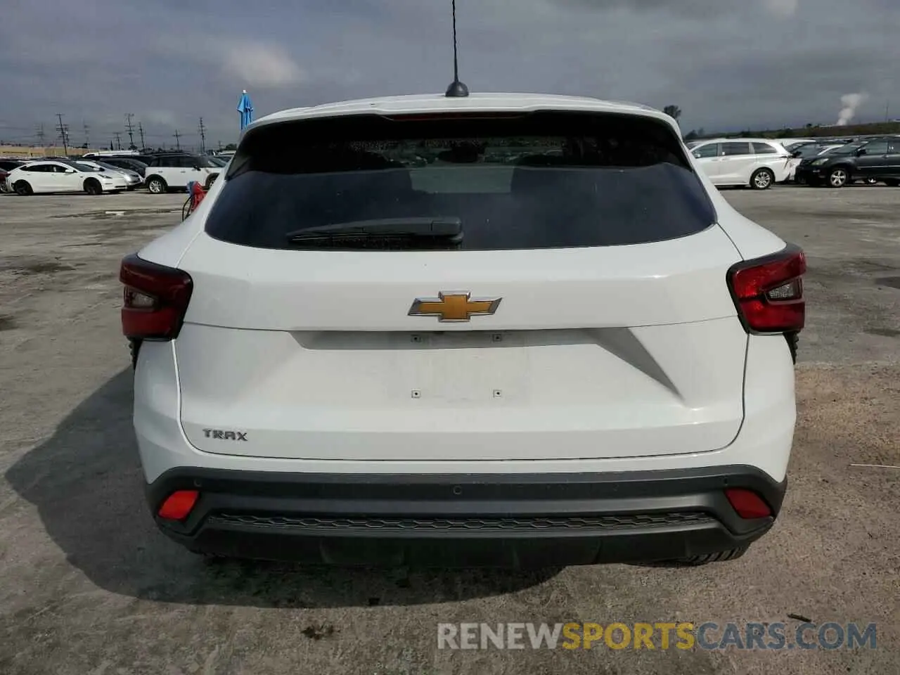 6 Photograph of a damaged car KL77LFE23RC231292 CHEVROLET TRAX 2024