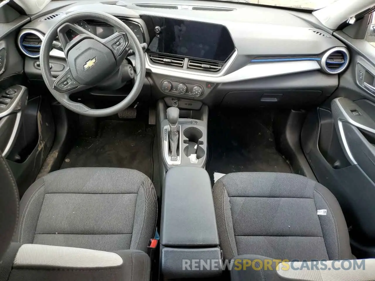 8 Photograph of a damaged car KL77LFE24RC020991 CHEVROLET TRAX 2024