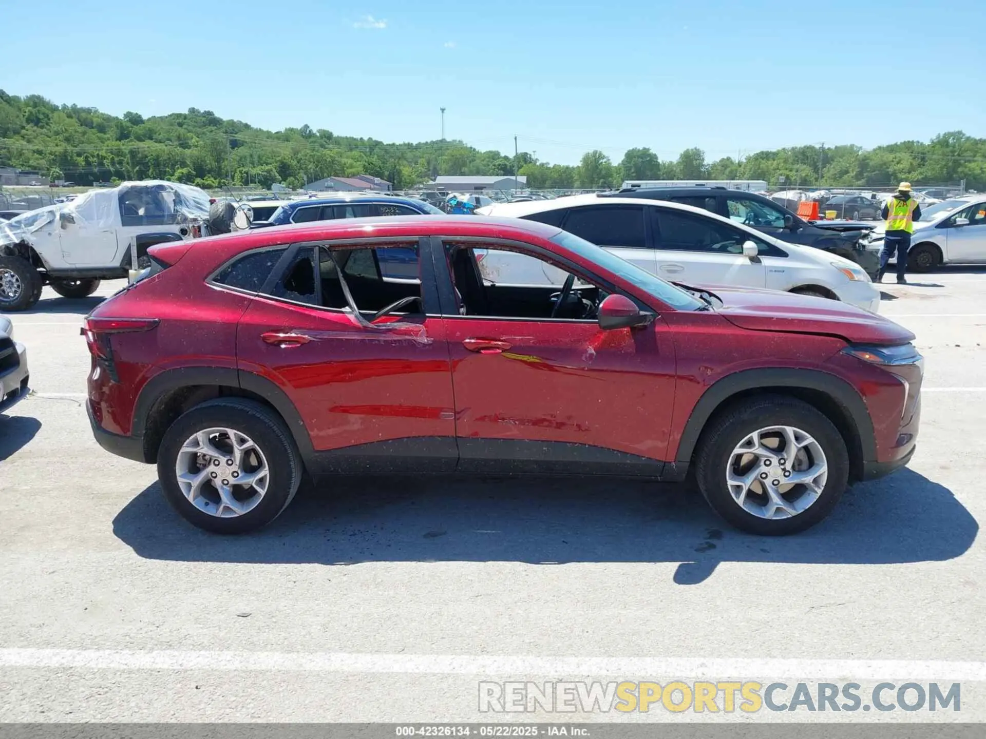 12 Photograph of a damaged car KL77LFE24RC133050 CHEVROLET TRAX 2024