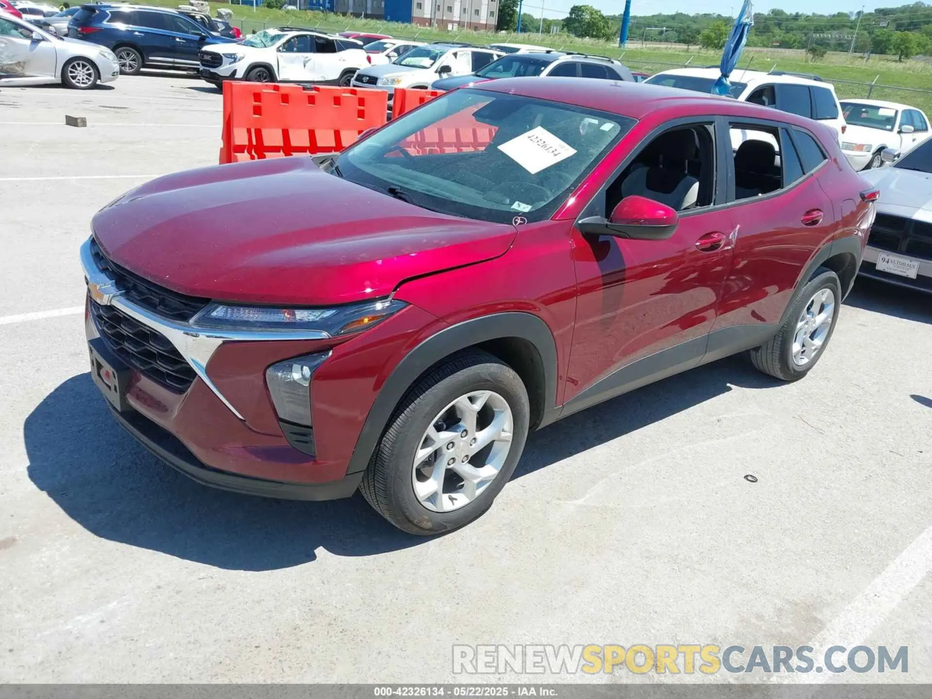 2 Photograph of a damaged car KL77LFE24RC133050 CHEVROLET TRAX 2024
