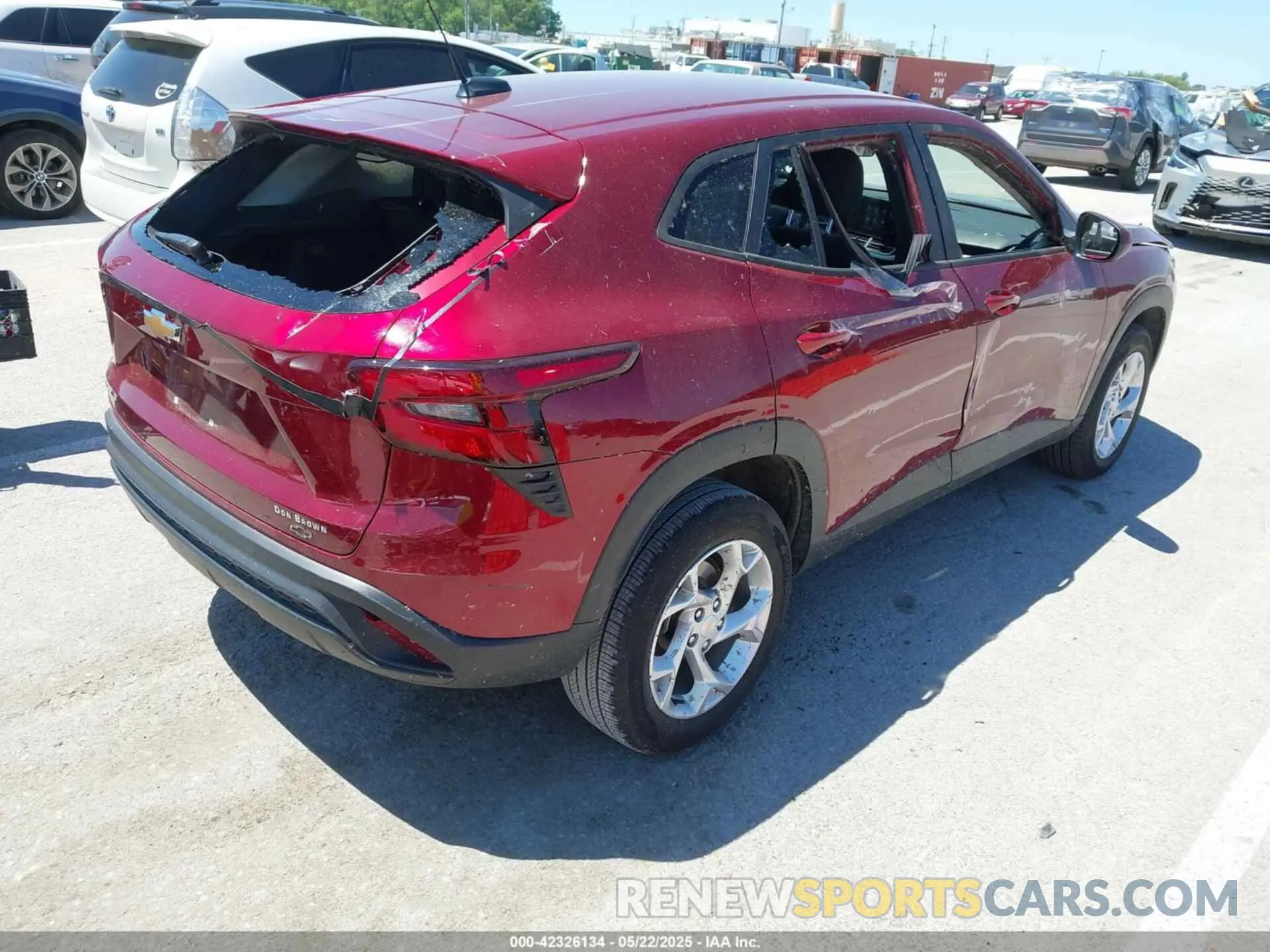 4 Photograph of a damaged car KL77LFE24RC133050 CHEVROLET TRAX 2024