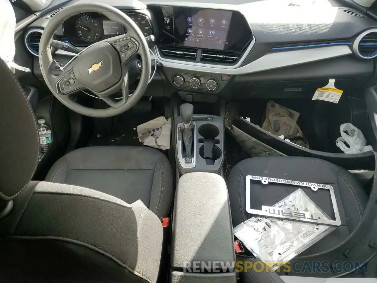 8 Photograph of a damaged car KL77LFE24RC138782 CHEVROLET TRAX 2024
