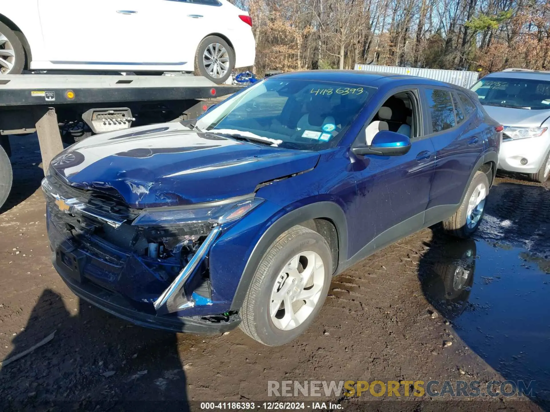 2 Фотография поврежденного автомобиля KL77LFE24RC213903 CHEVROLET TRAX 2024