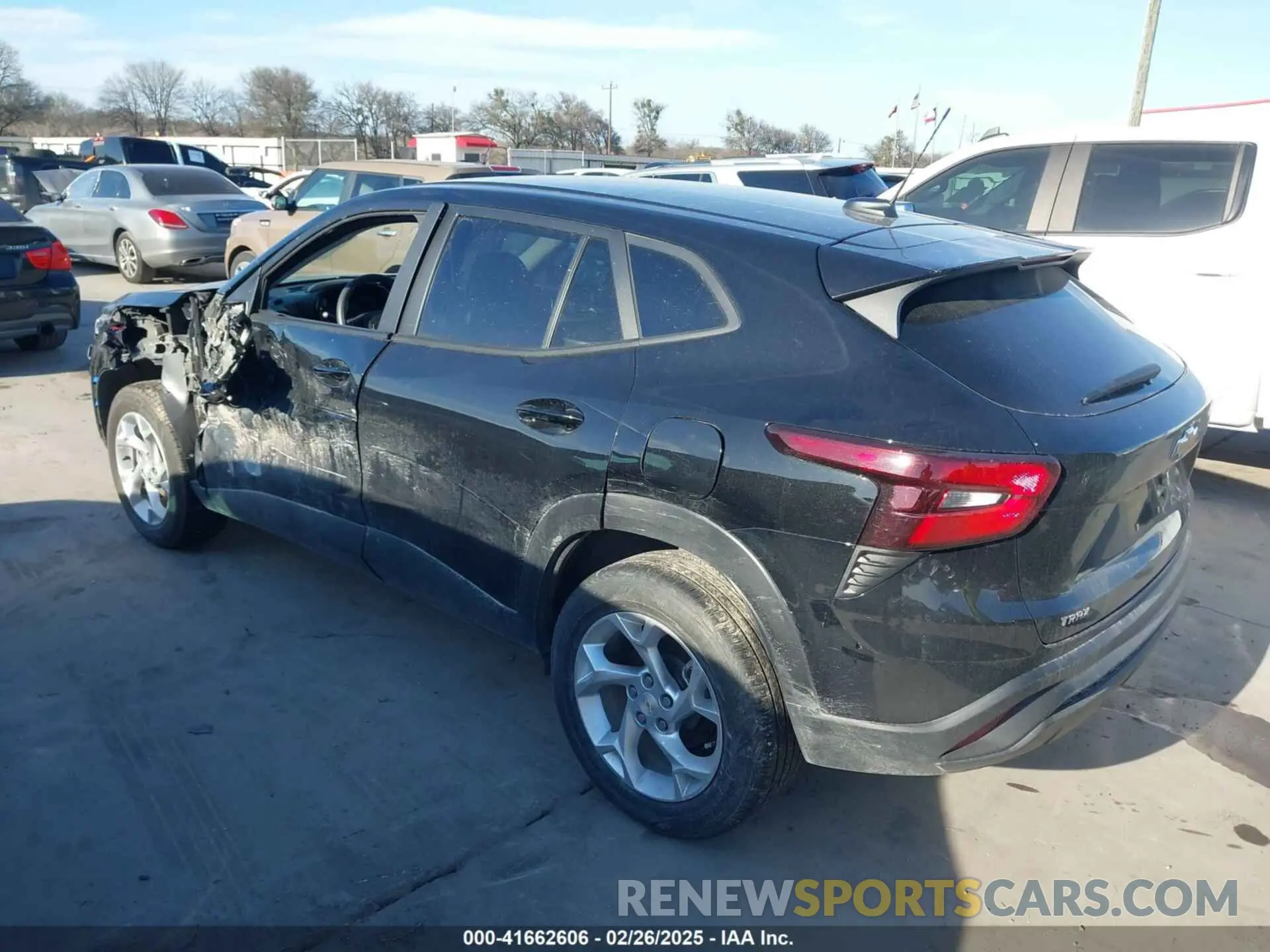3 Photograph of a damaged car KL77LFE25RC019719 CHEVROLET TRAX 2024