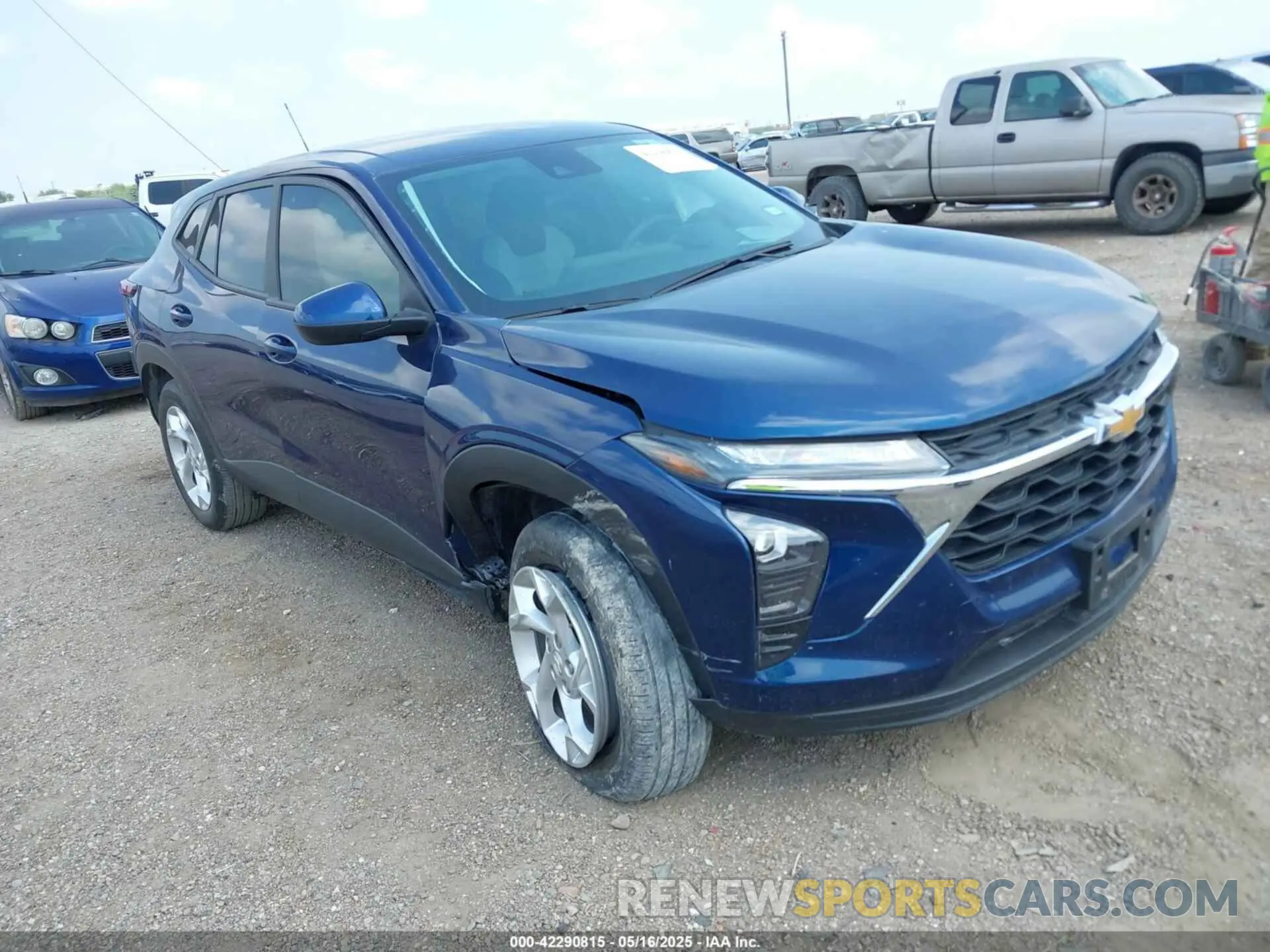 1 Фотография поврежденного автомобиля KL77LFE25RC166283 CHEVROLET TRAX 2024