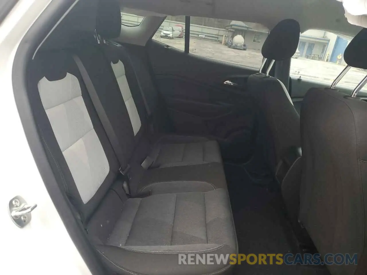 11 Фотография поврежденного автомобиля KL77LFE26RC190818 CHEVROLET TRAX 2024