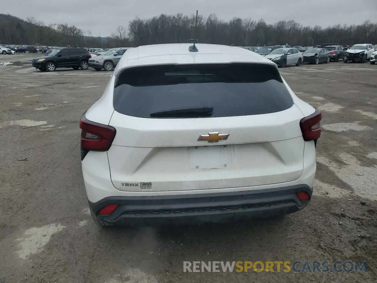 6 Фотография поврежденного автомобиля KL77LFE26RC190818 CHEVROLET TRAX 2024