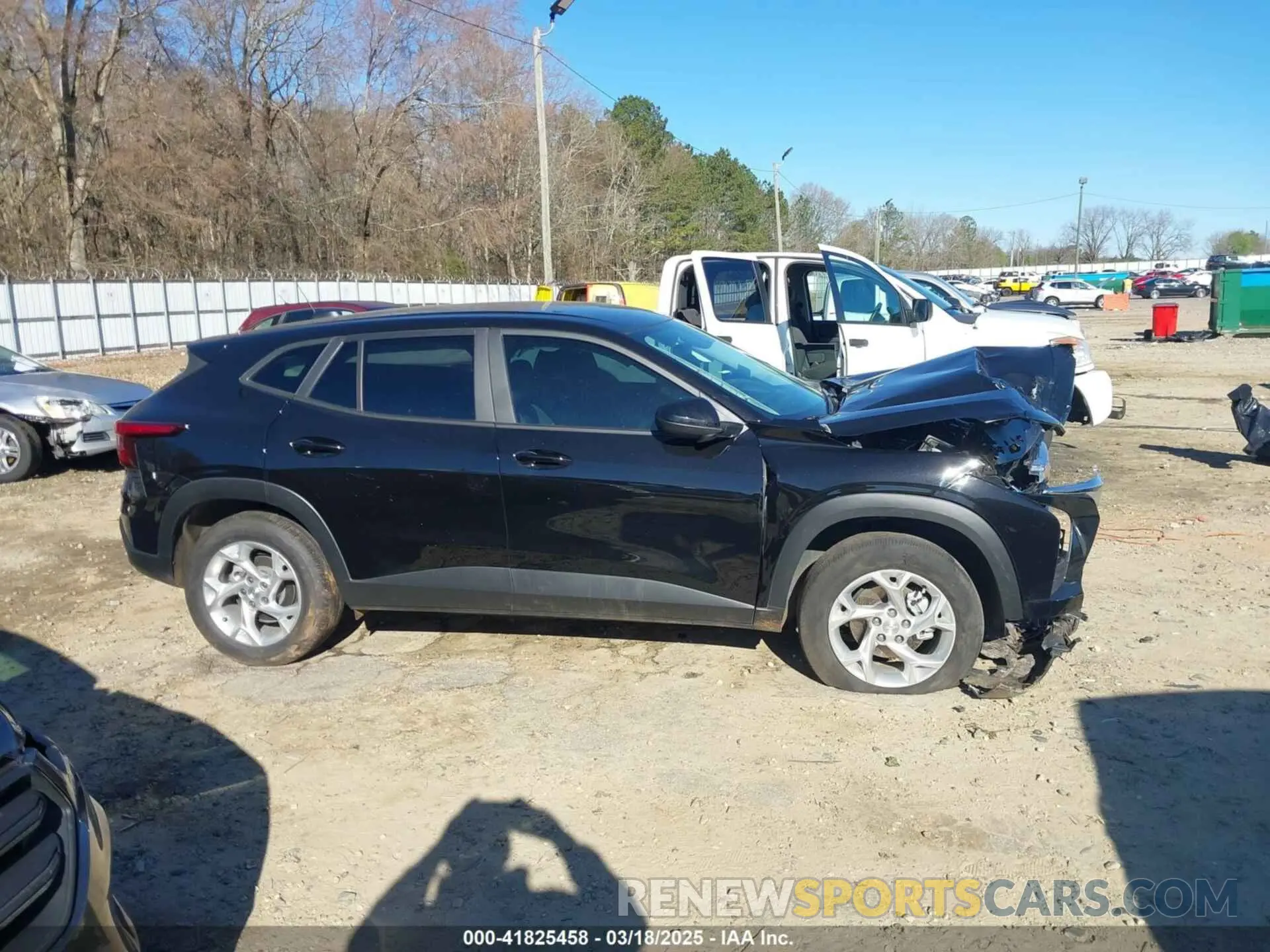 13 Фотография поврежденного автомобиля KL77LFE26RC201235 CHEVROLET TRAX 2024