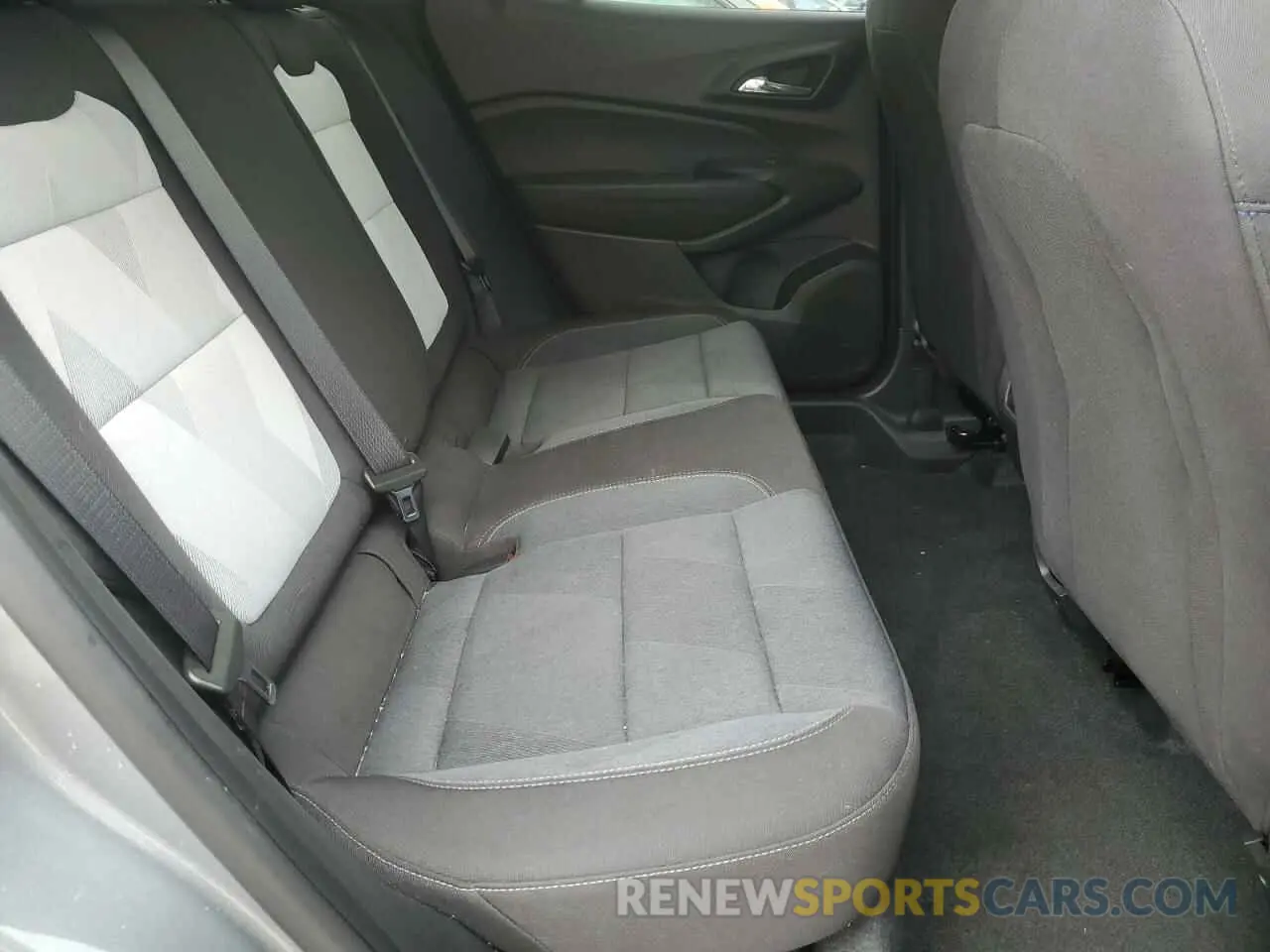 11 Photograph of a damaged car KL77LFE26RC214308 CHEVROLET TRAX 2024