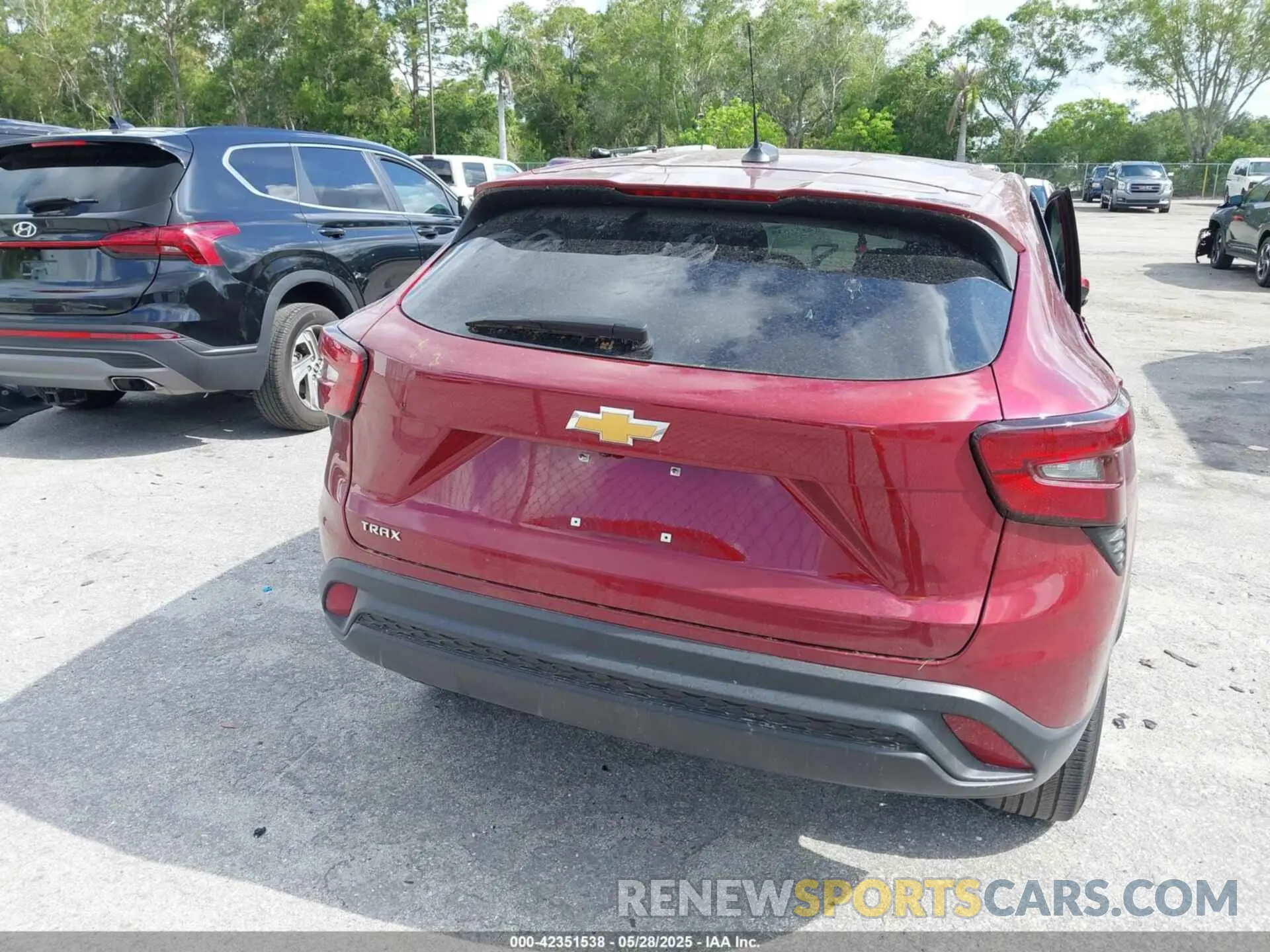 16 Photograph of a damaged car KL77LFE27RC082451 CHEVROLET TRAX 2024