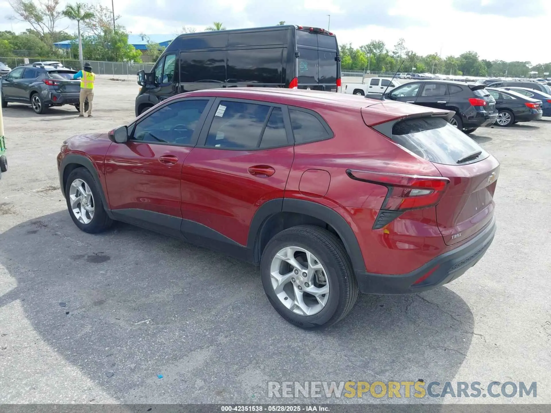 3 Photograph of a damaged car KL77LFE27RC082451 CHEVROLET TRAX 2024