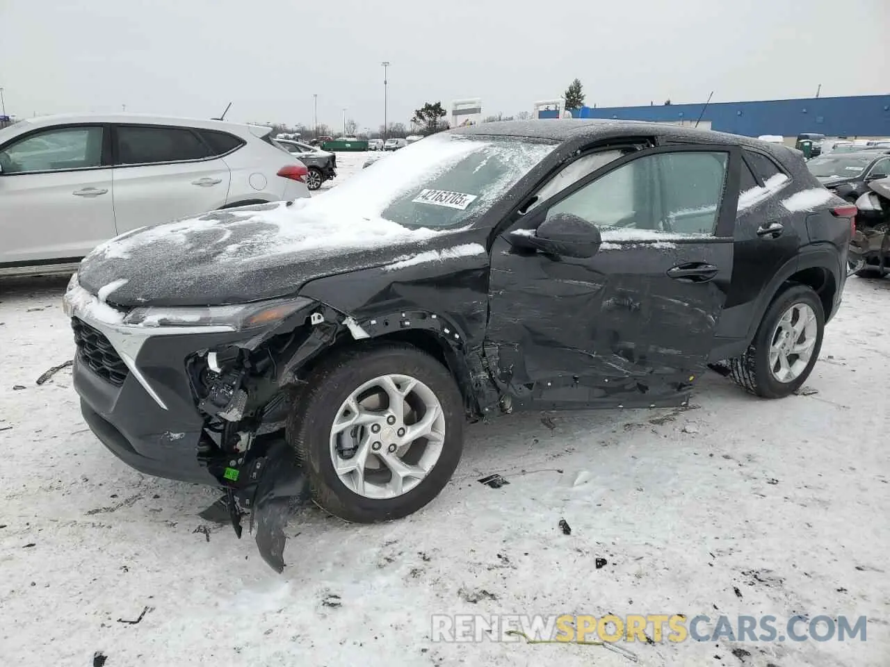 1 Фотография поврежденного автомобиля KL77LFE27RC197308 CHEVROLET TRAX 2024