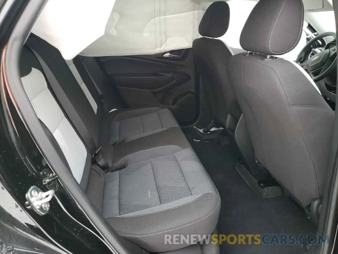 10 Фотография поврежденного автомобиля KL77LFE27RC197308 CHEVROLET TRAX 2024