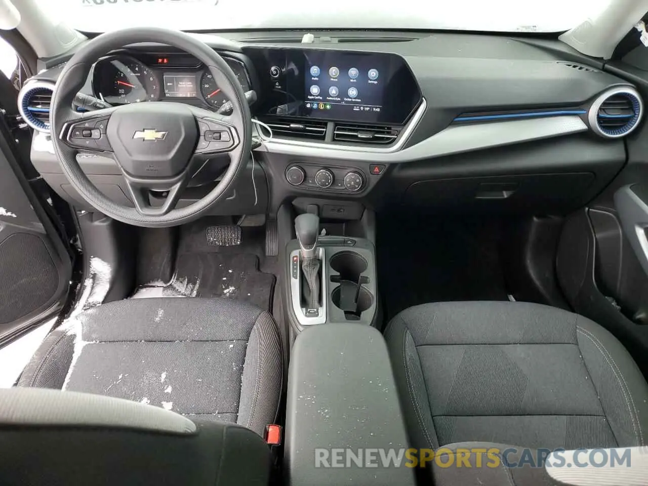 8 Фотография поврежденного автомобиля KL77LFE27RC197308 CHEVROLET TRAX 2024