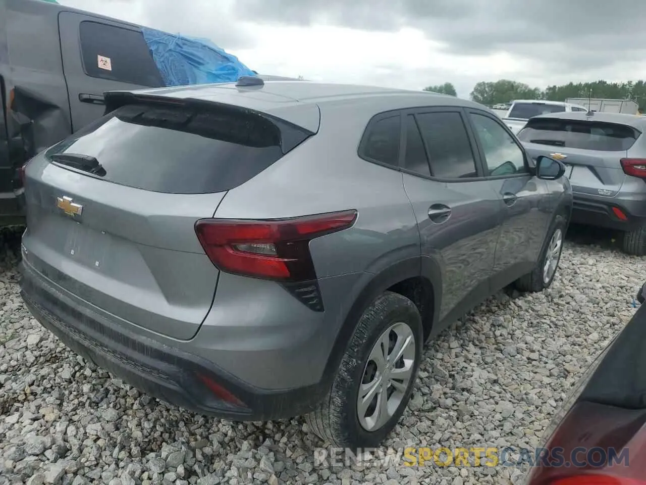 3 Фотография поврежденного автомобиля KL77LFE28RC084919 CHEVROLET TRAX 2024