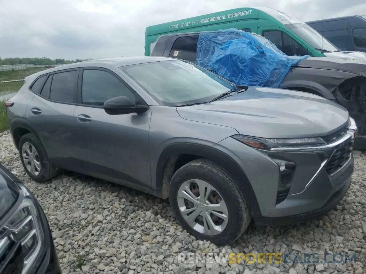 4 Фотография поврежденного автомобиля KL77LFE28RC084919 CHEVROLET TRAX 2024