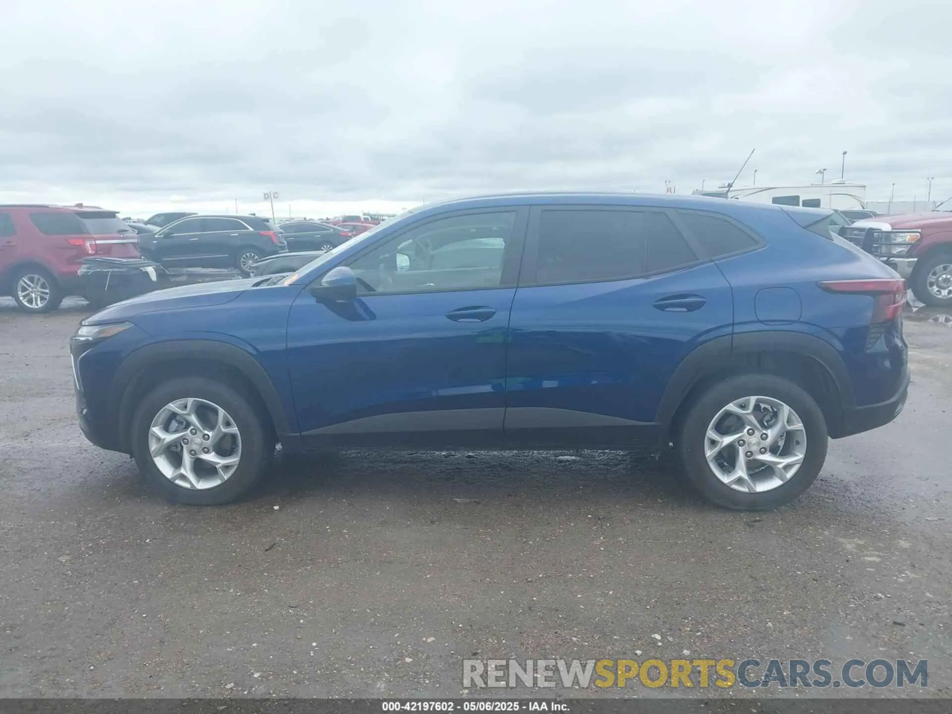 14 Photograph of a damaged car KL77LFE28RC166620 CHEVROLET TRAX 2024
