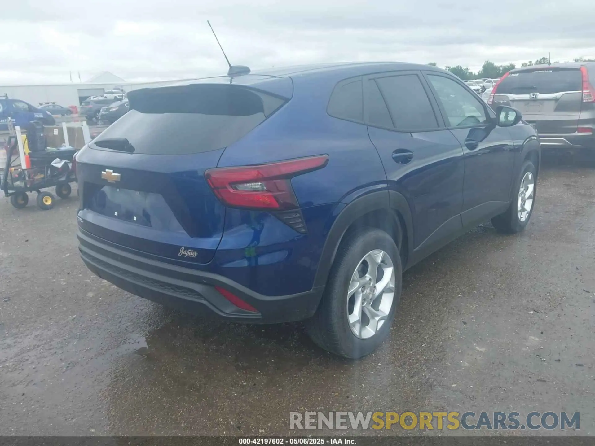 4 Photograph of a damaged car KL77LFE28RC166620 CHEVROLET TRAX 2024