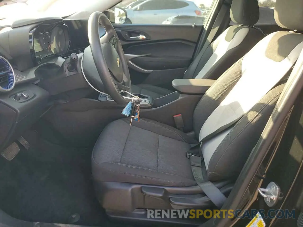 7 Фотография поврежденного автомобиля KL77LFE29RC040203 CHEVROLET TRAX 2024