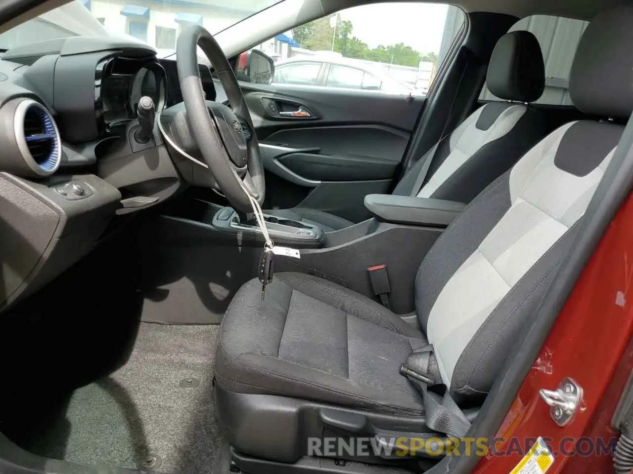7 Photograph of a damaged car KL77LFE29RC105938 CHEVROLET TRAX 2024
