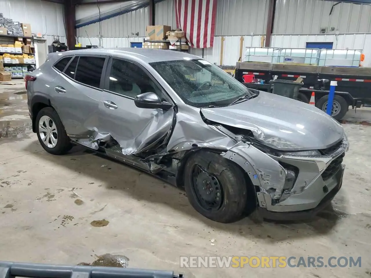 4 Фотография поврежденного автомобиля KL77LFE29RC158543 CHEVROLET TRAX 2024