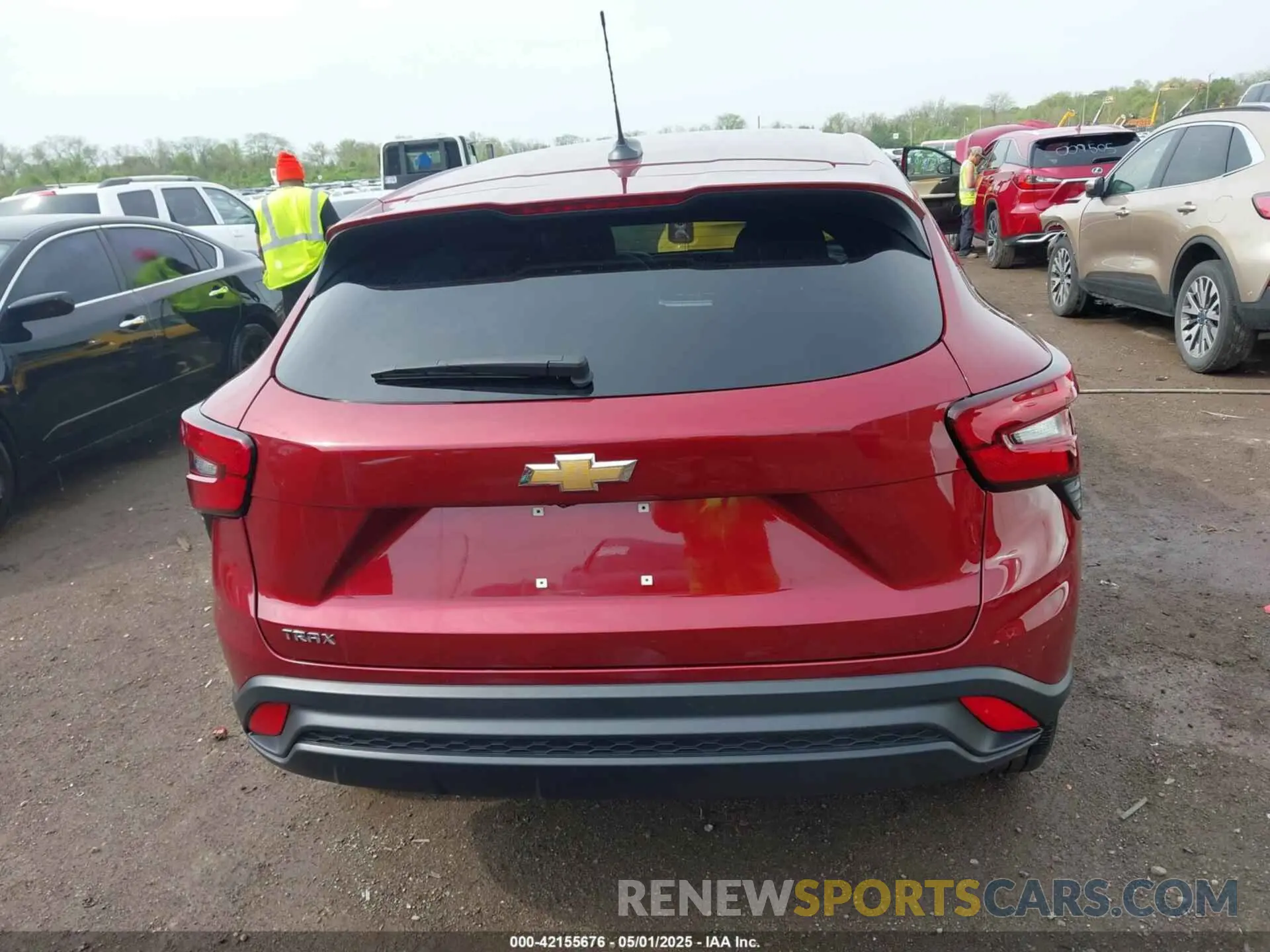 17 Photograph of a damaged car KL77LFE2XRC011826 CHEVROLET TRAX 2024