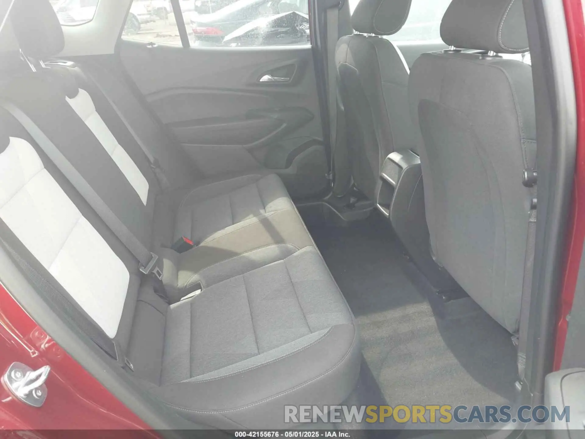 8 Photograph of a damaged car KL77LFE2XRC011826 CHEVROLET TRAX 2024