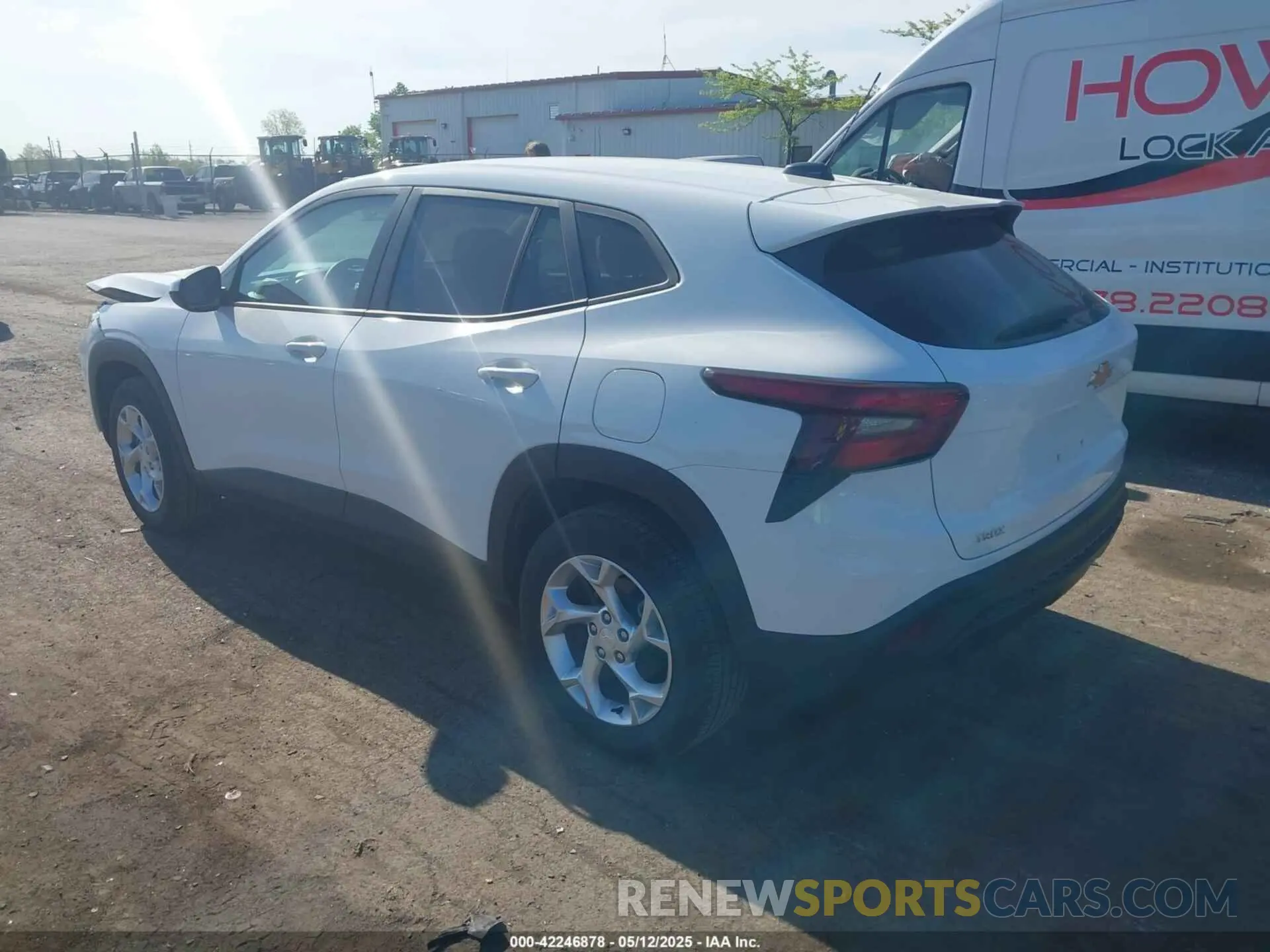 3 Photograph of a damaged car KL77LFE2XRC138950 CHEVROLET TRAX 2024