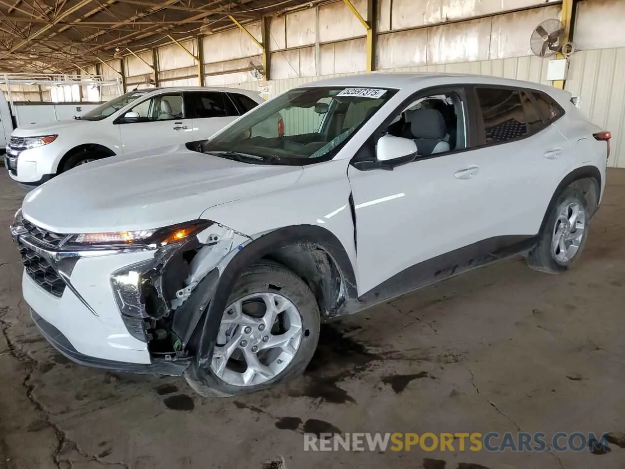1 Photograph of a damaged car KL77LFE2XRC143405 CHEVROLET TRAX 2024