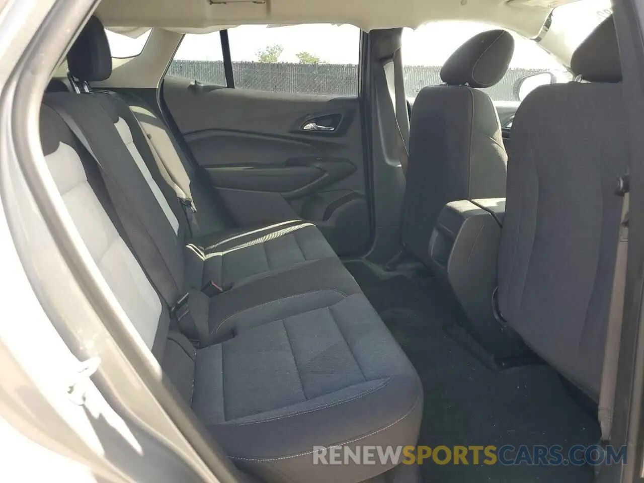 11 Фотография поврежденного автомобиля KL77LFE2XRC182866 CHEVROLET TRAX 2024
