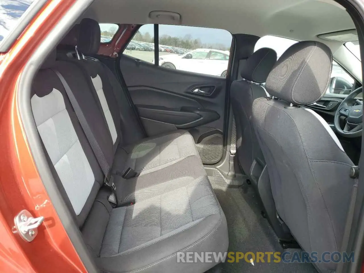 11 Фотография поврежденного автомобиля KL77LFE2XRC217759 CHEVROLET TRAX 2024