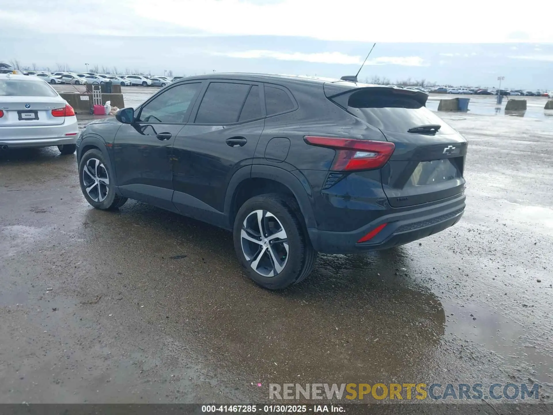 3 Photograph of a damaged car KL77LGE20RC182705 CHEVROLET TRAX 2024