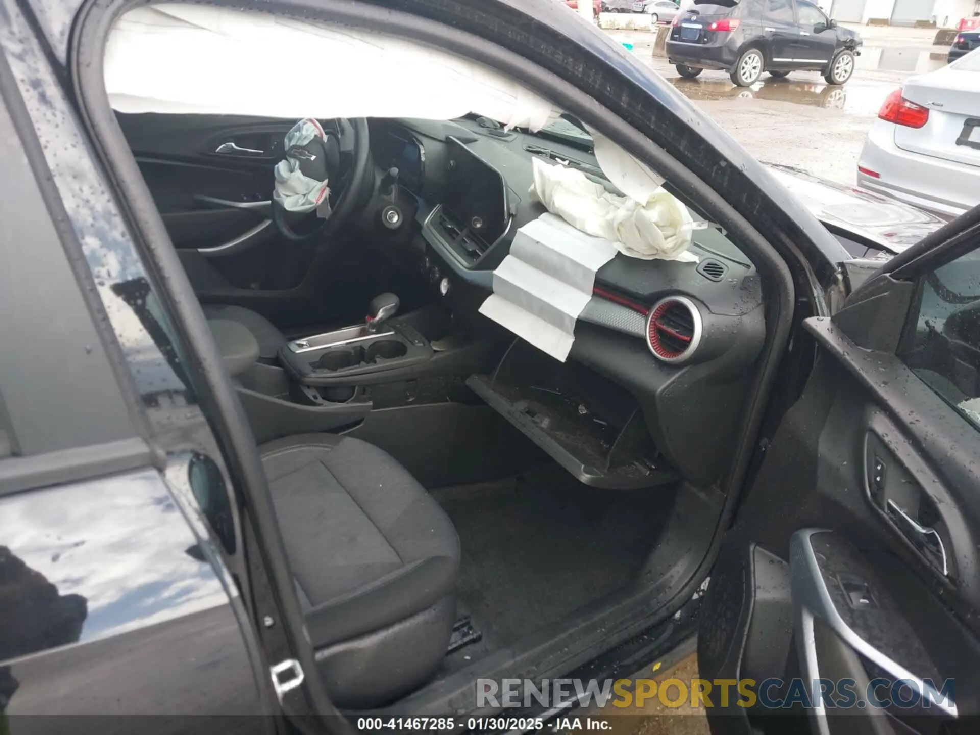 5 Photograph of a damaged car KL77LGE20RC182705 CHEVROLET TRAX 2024