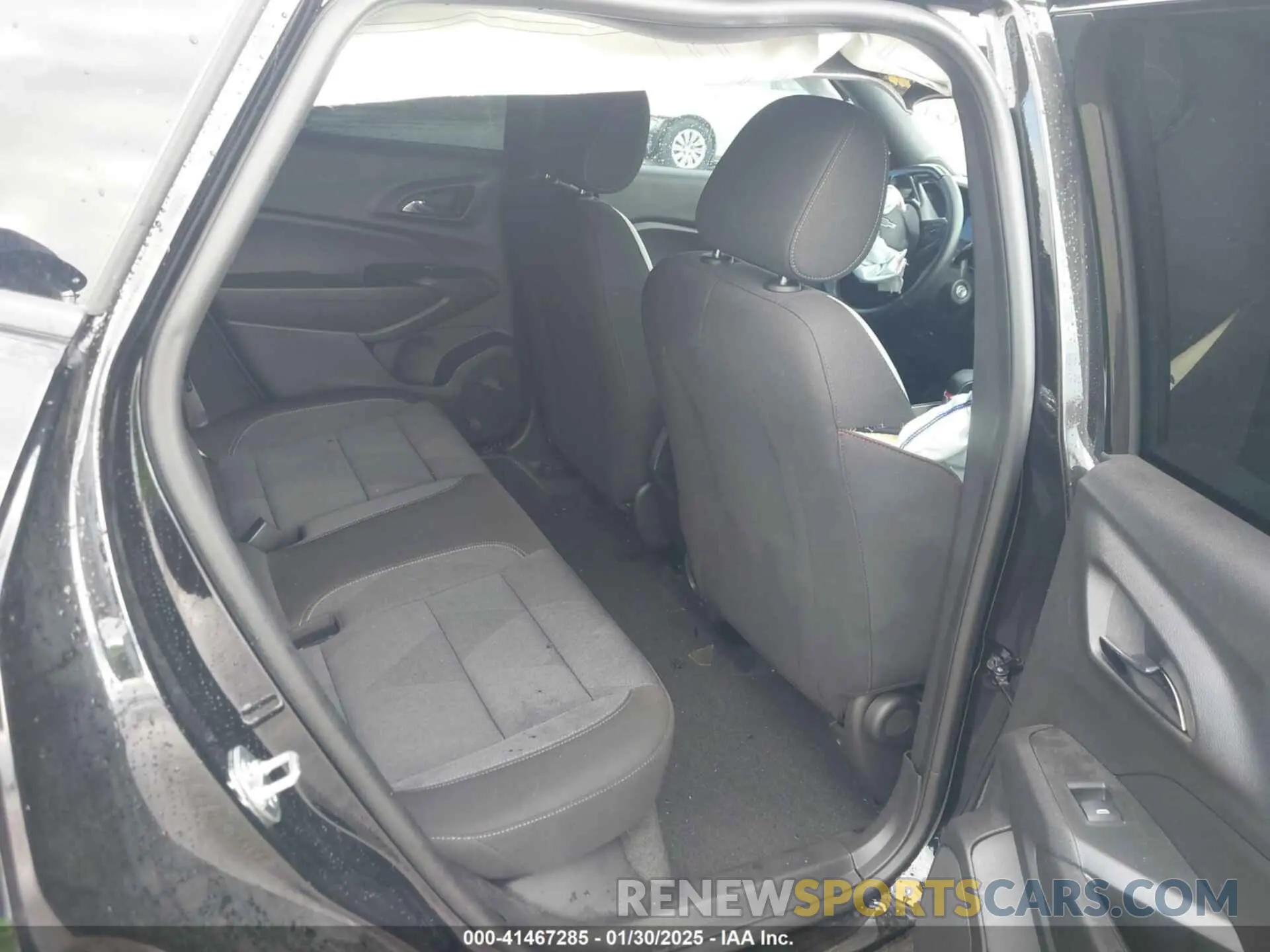 8 Photograph of a damaged car KL77LGE20RC182705 CHEVROLET TRAX 2024