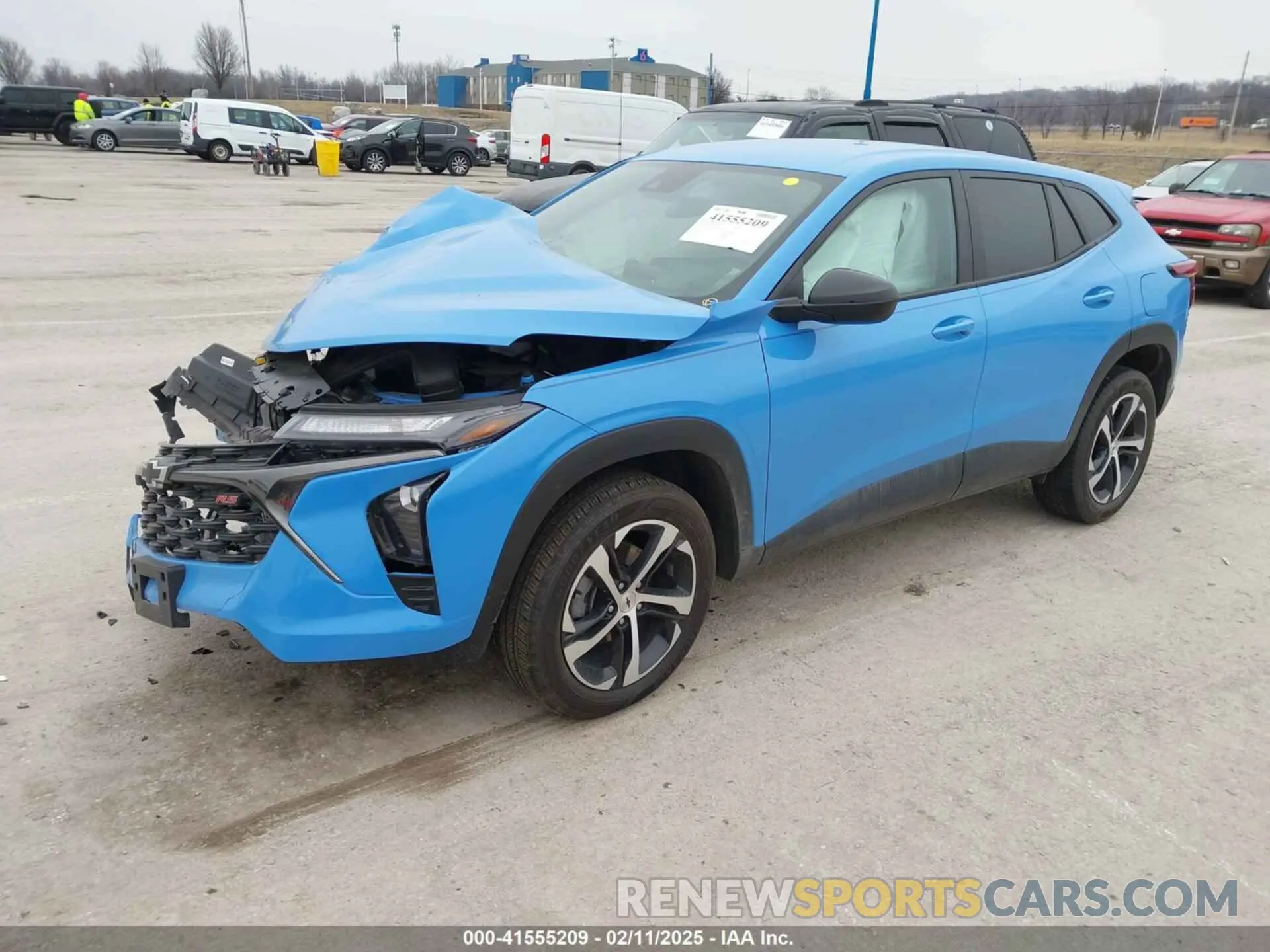 2 Фотография поврежденного автомобиля KL77LGE21RC149633 CHEVROLET TRAX 2024