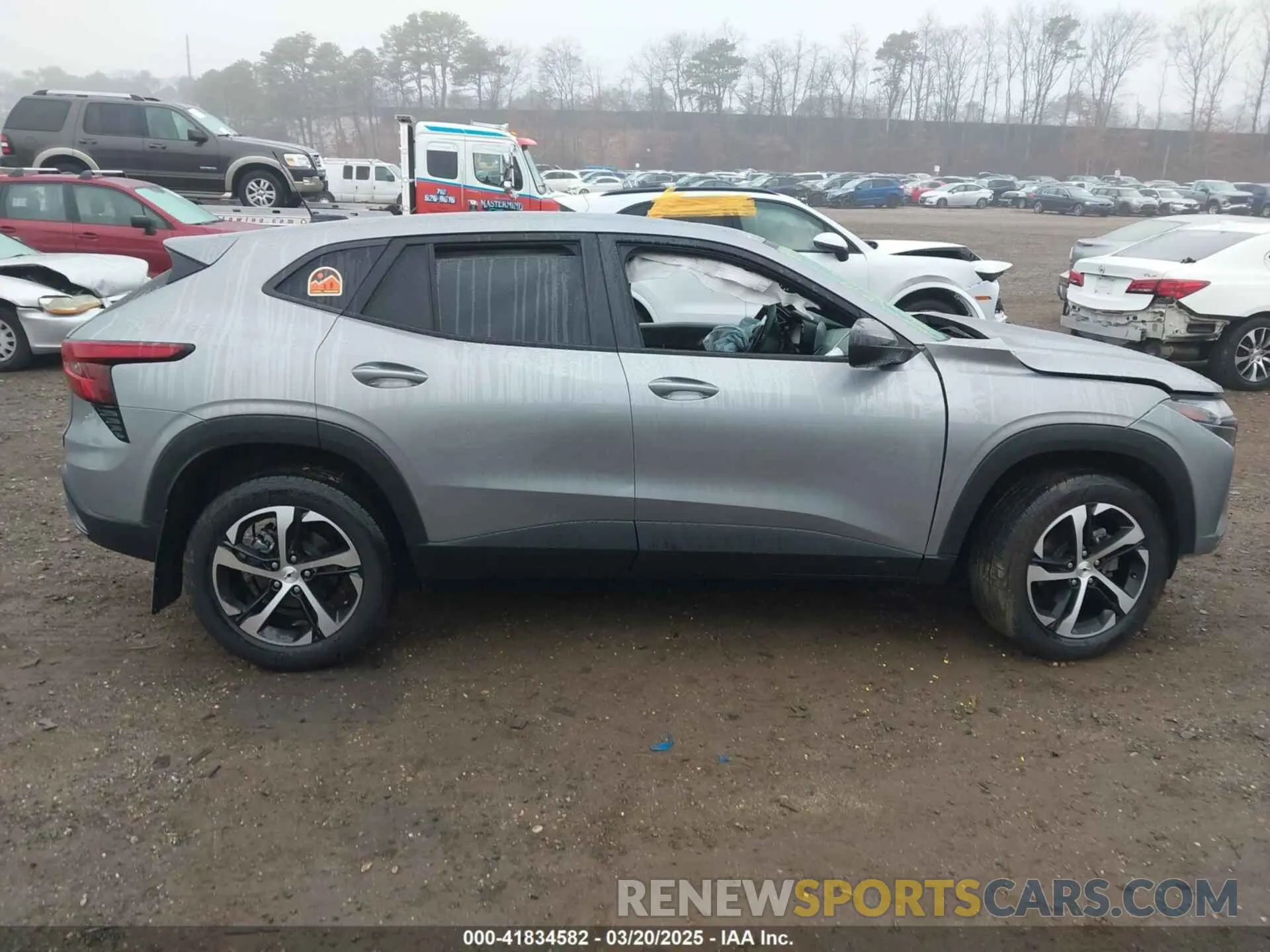 13 Фотография поврежденного автомобиля KL77LGE21RC152404 CHEVROLET TRAX 2024