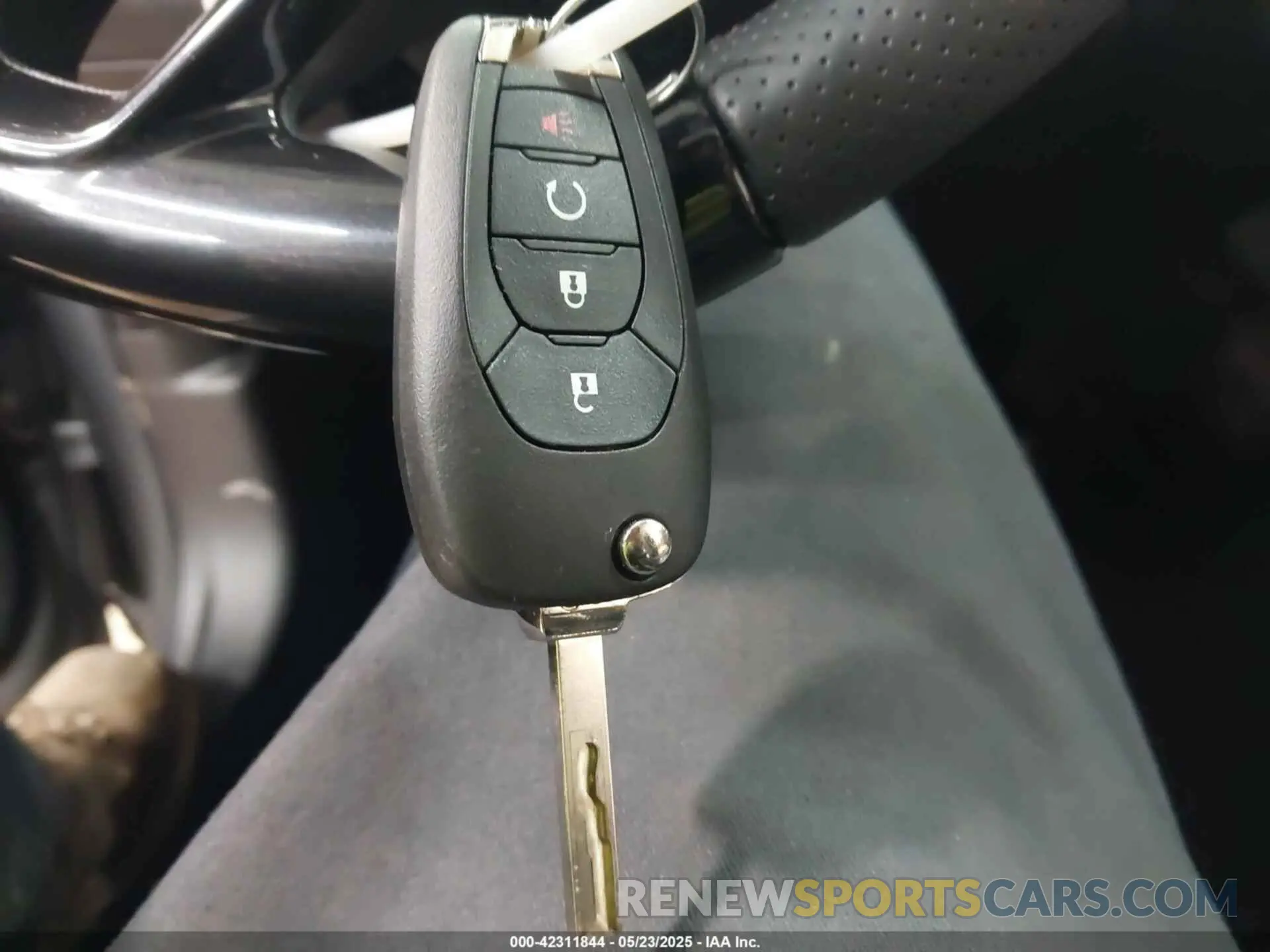 11 Фотография поврежденного автомобиля KL77LGE21RC156291 CHEVROLET TRAX 2024