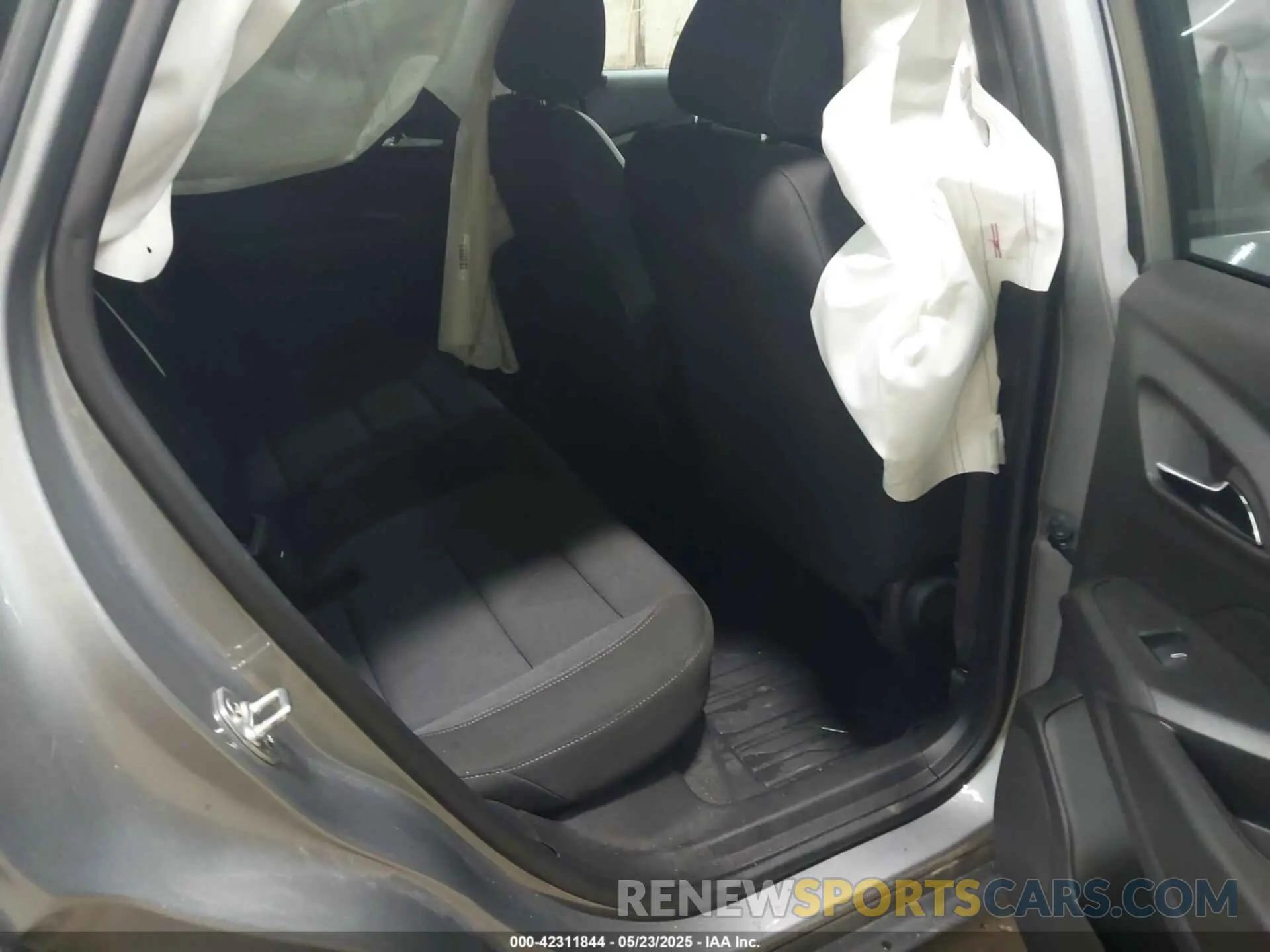 8 Фотография поврежденного автомобиля KL77LGE21RC156291 CHEVROLET TRAX 2024