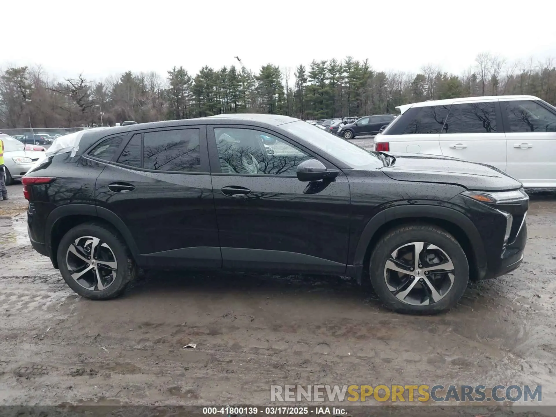 13 Photograph of a damaged car KL77LGE21RC156808 CHEVROLET TRAX 2024