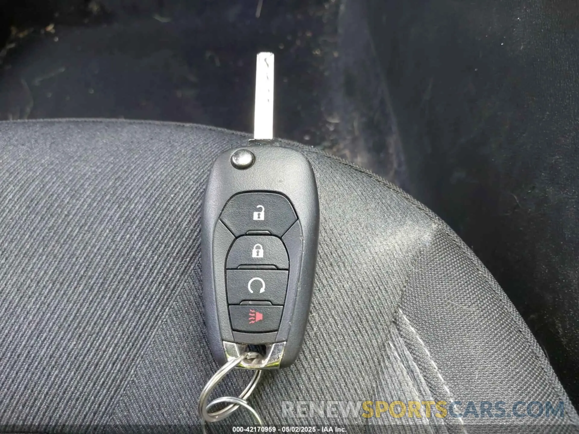 11 Photograph of a damaged car KL77LGE25RC008564 CHEVROLET TRAX 2024