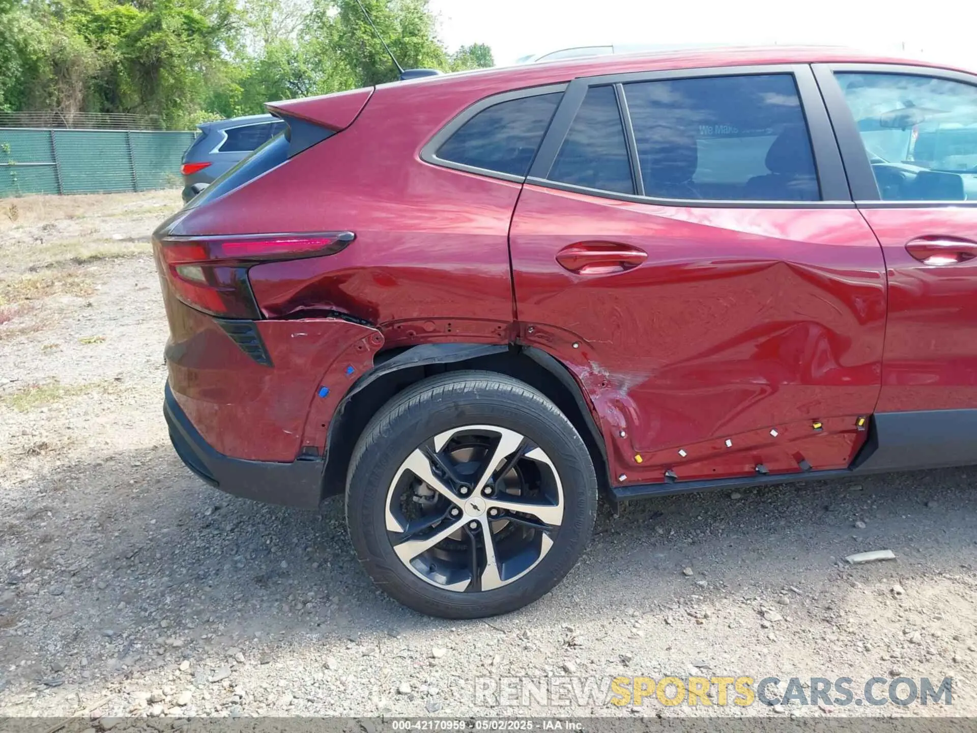 6 Photograph of a damaged car KL77LGE25RC008564 CHEVROLET TRAX 2024