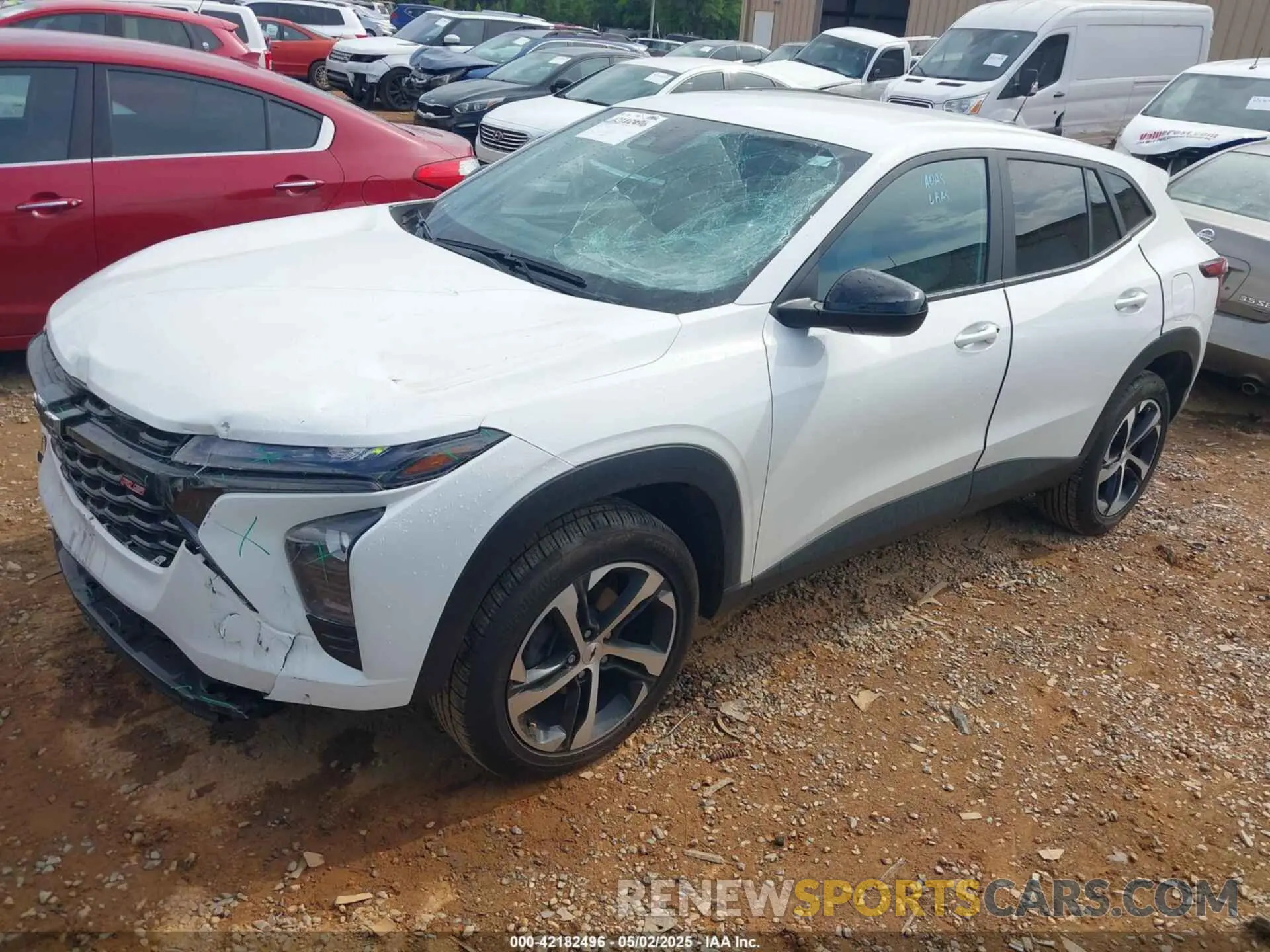 2 Фотография поврежденного автомобиля KL77LGE26RC034378 CHEVROLET TRAX 2024
