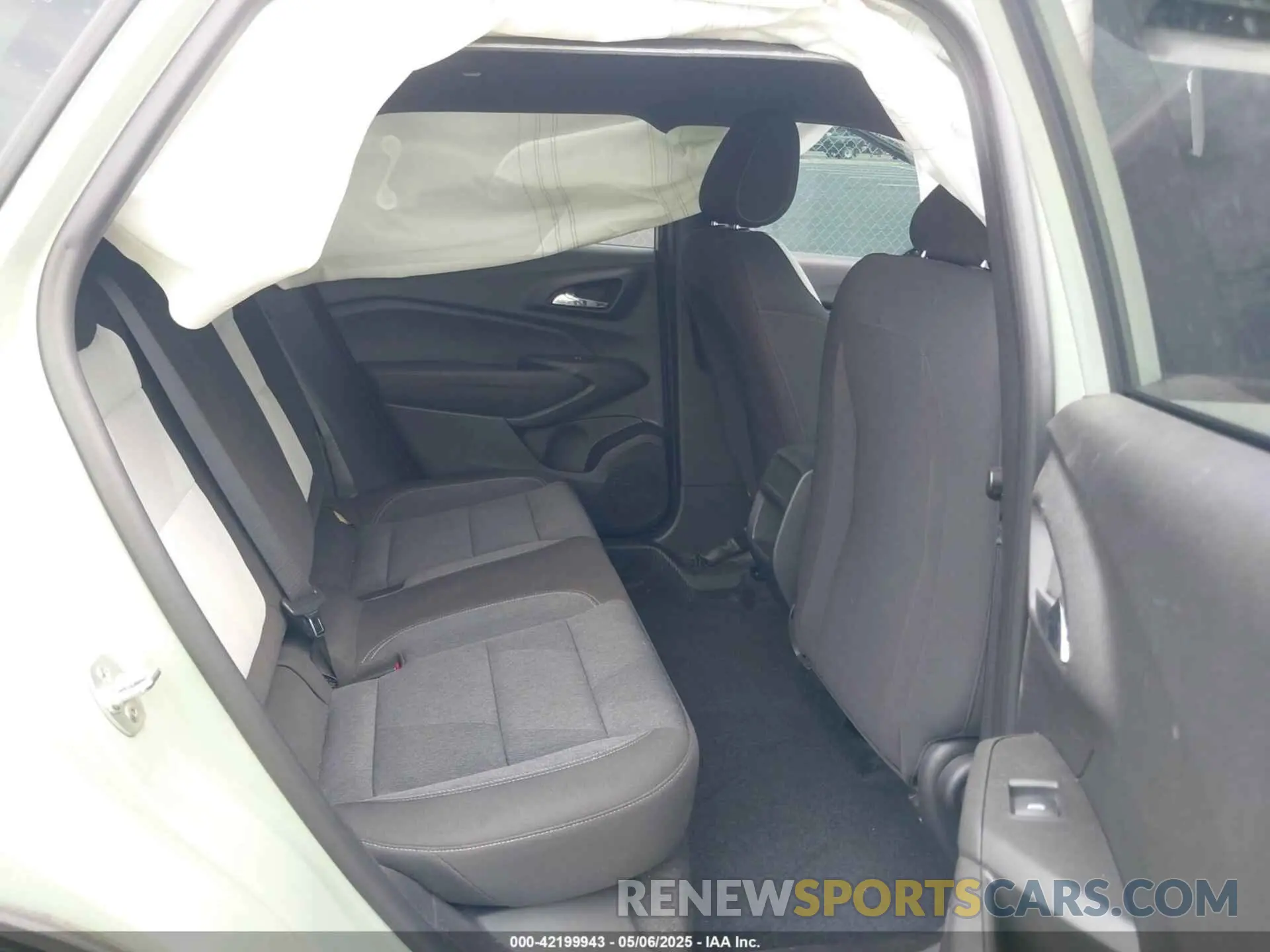 8 Photograph of a damaged car KL77LGE26RC200057 CHEVROLET TRAX 2024