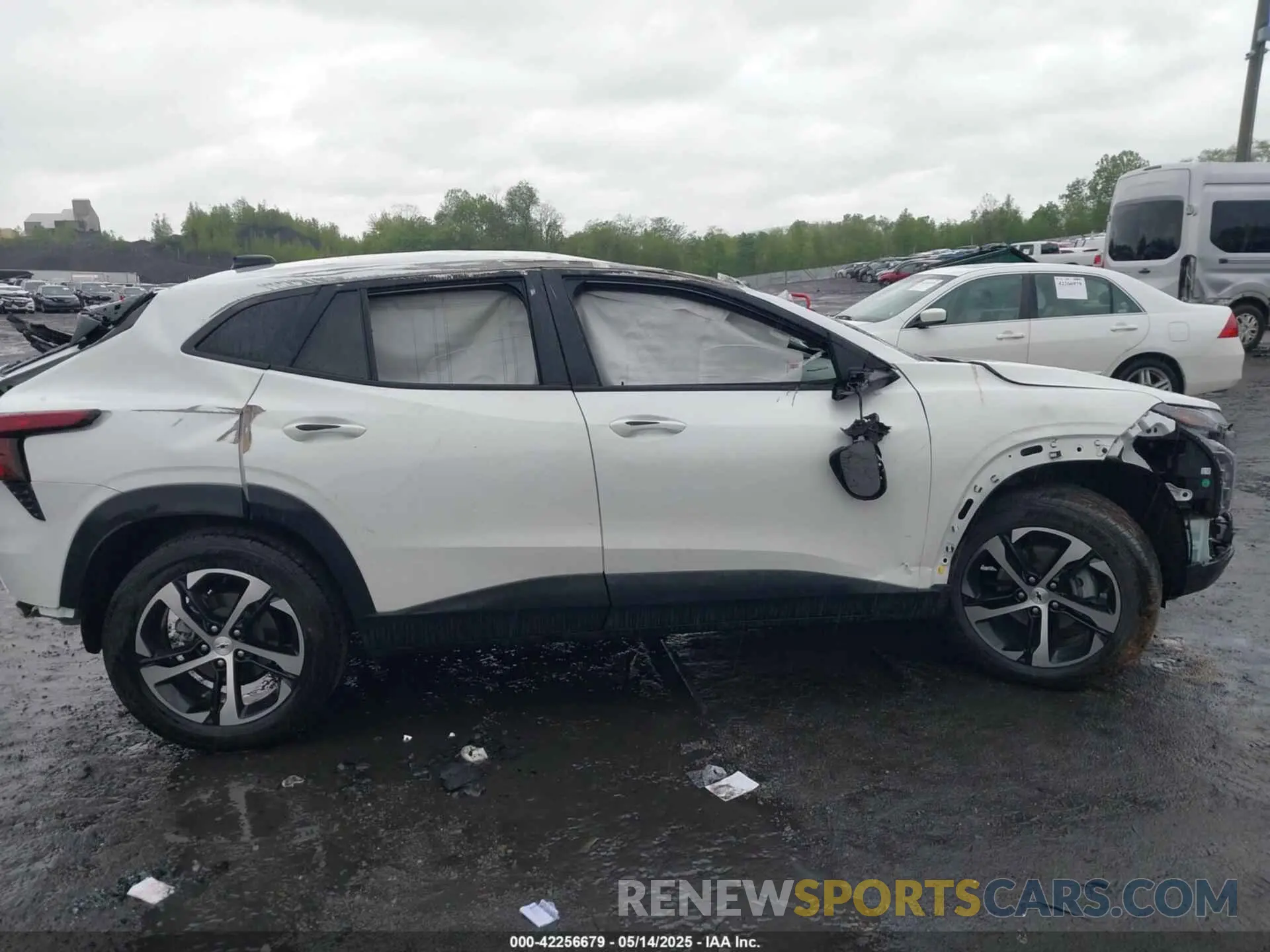13 Фотография поврежденного автомобиля KL77LGE27RC032624 CHEVROLET TRAX 2024