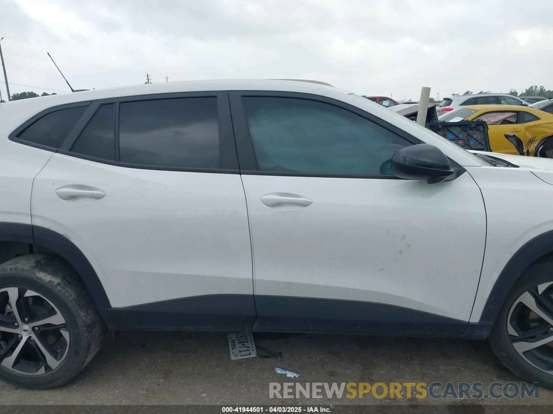 13 Фотография поврежденного автомобиля KL77LGE28RC139620 CHEVROLET TRAX 2024