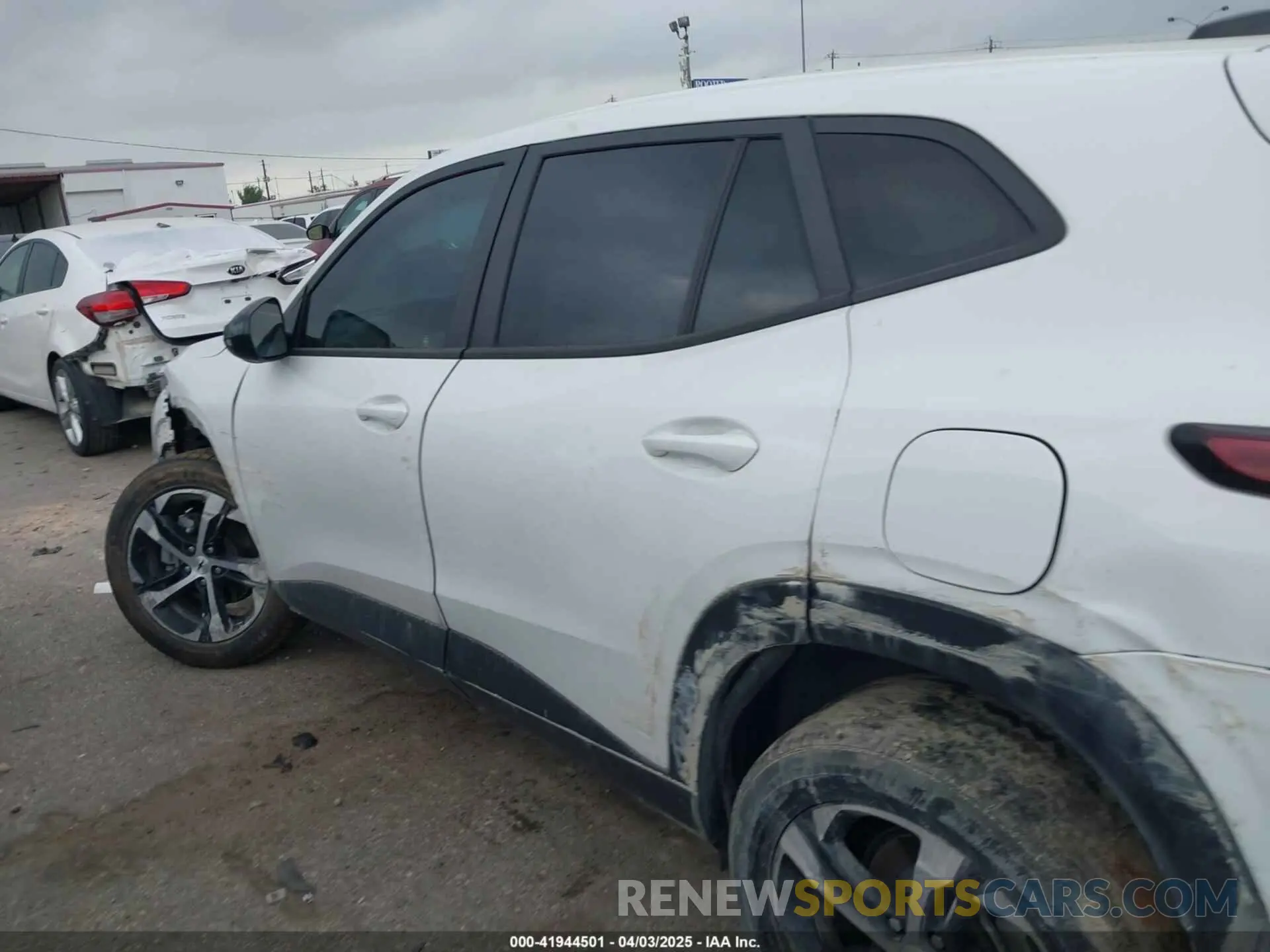 14 Фотография поврежденного автомобиля KL77LGE28RC139620 CHEVROLET TRAX 2024